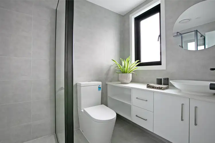 Fifth view of Homely townhouse listing, 2/102 Albert Street, Preston VIC 3072