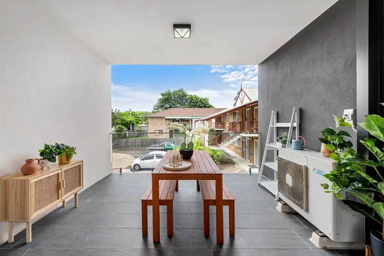 Fifth view of Homely unit listing, 2/22 Onslow Street, Ascot QLD 4007