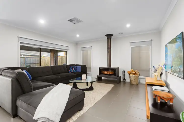 Fourth view of Homely house listing, 27 Naracoorte Avenue, Wollert VIC 3750