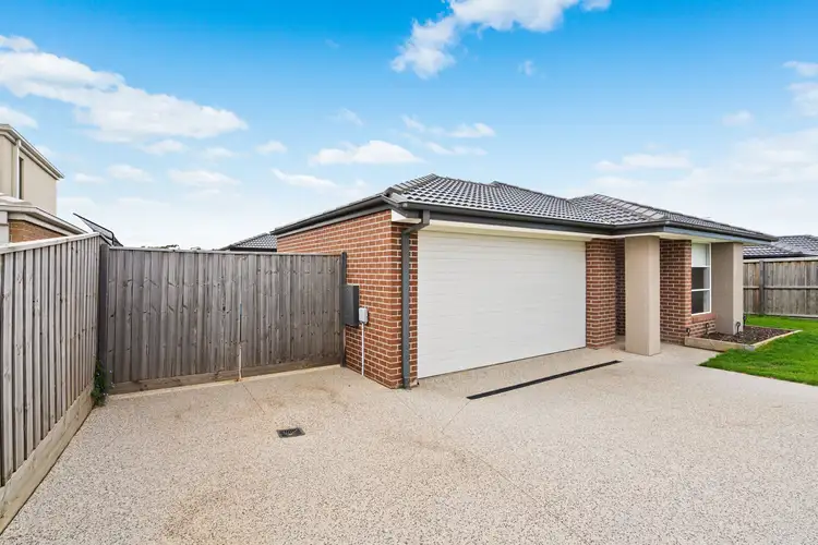 Second view of Homely house listing, 6 Leo Court, Bannockburn VIC 3331