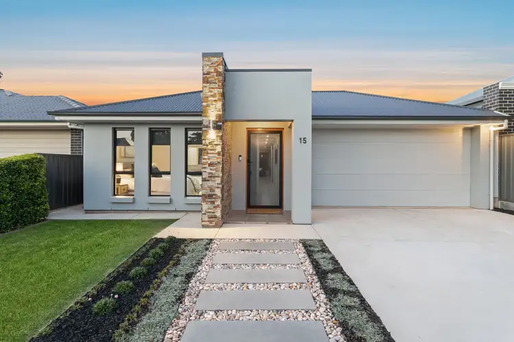 15 Thomas Street, South Plympton SA 5038