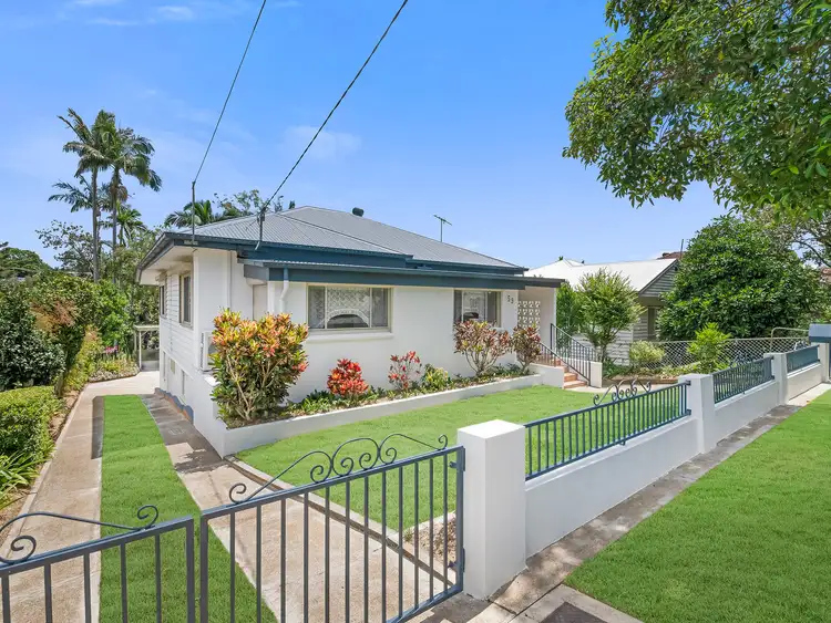 59 Albert Street, Holland Park West QLD 4121