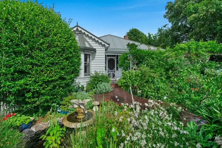 1 Hale Avenue, Nowra NSW 2541