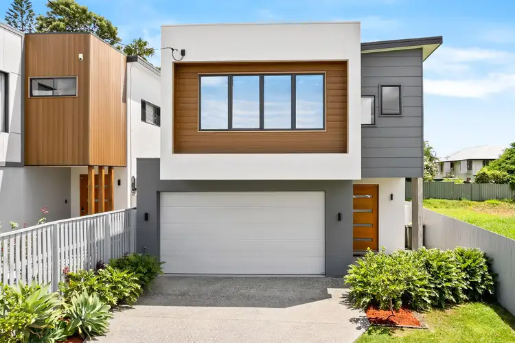 Main view of Homely house listing, 32 Kempsie Road, Upper Mount Gravatt QLD 4122