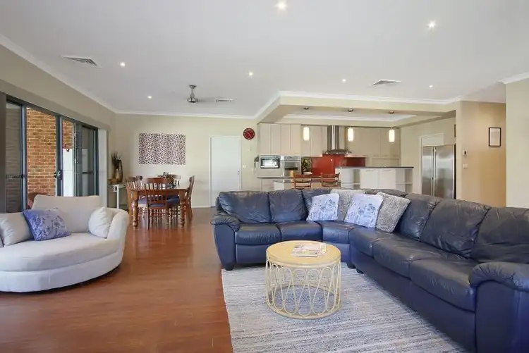 Second view of Homely house listing, 21 Golflinks Avenue, West Wodonga VIC 3690