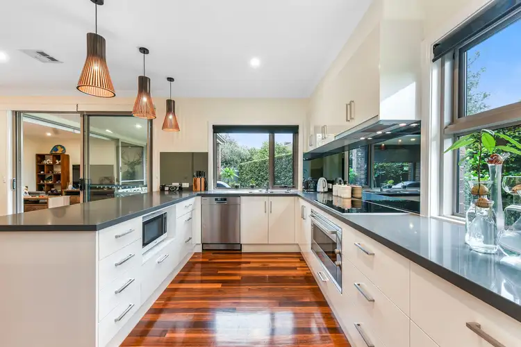 Sixth view of Homely townhouse listing, 2/7 Virginia Street, Mount Waverley VIC 3149