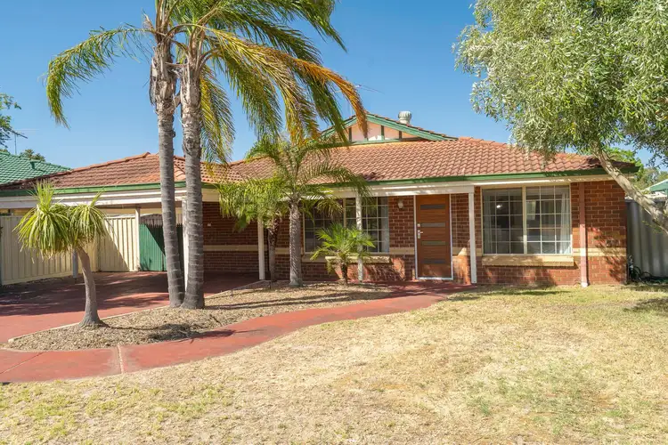 4 Beenan Elbow, South Guildford WA 6055