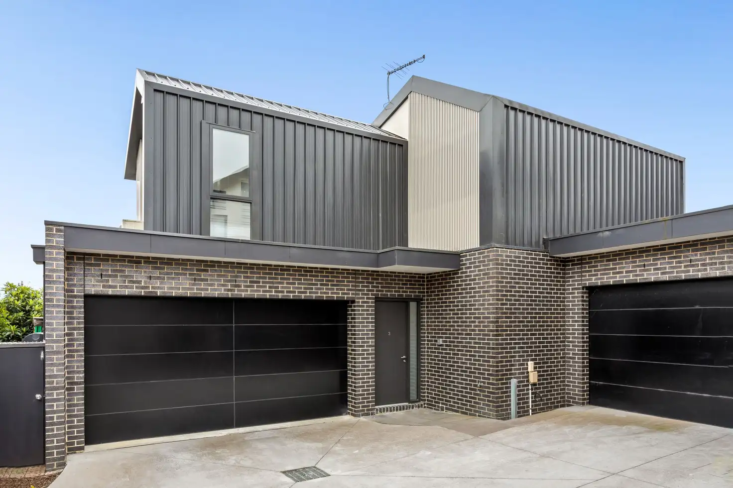 Main view of Homely townhouse listing, 3/24 Bennett Street, Burwood VIC 3125