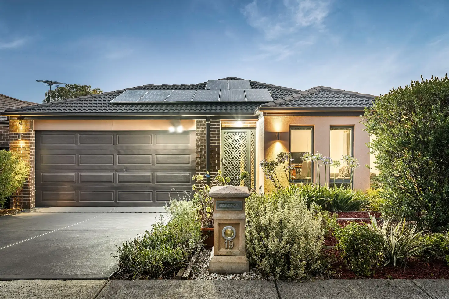 Main view of Homely house listing, 19 Sienna Way, Pakenham VIC 3810