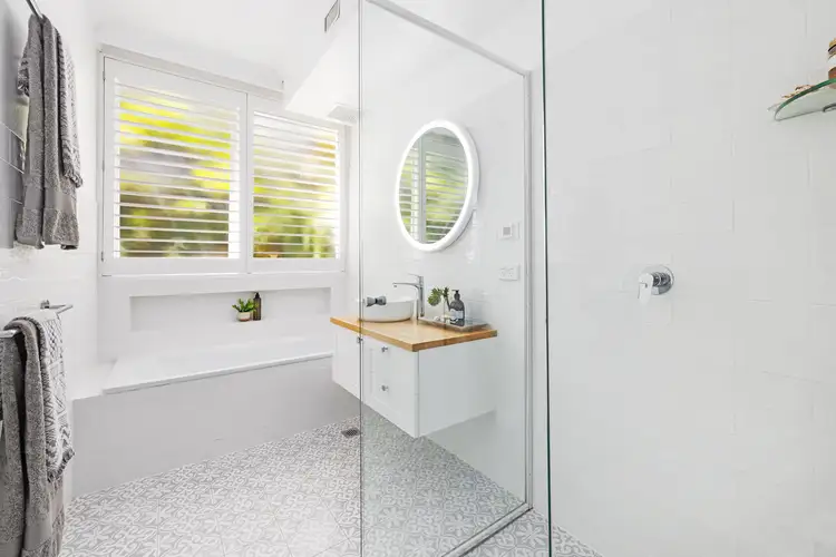 Fourth view of Homely apartment listing, 1/10-12 Bannerman Street, Cremorne NSW 2090