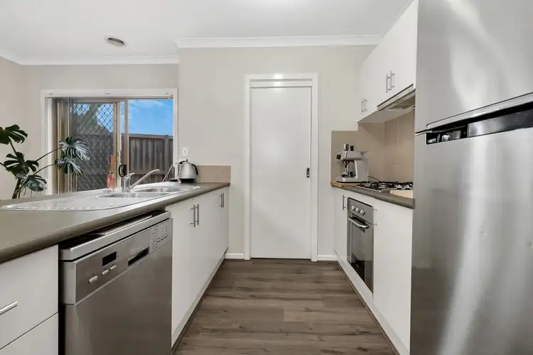 Fourth view of Homely house listing, 2/6 Bunya Place, Werribee VIC 3030