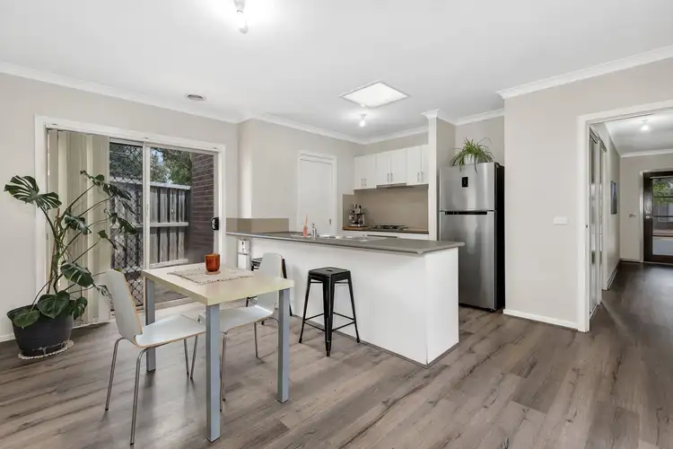 Fifth view of Homely house listing, 2/6 Bunya Place, Werribee VIC 3030