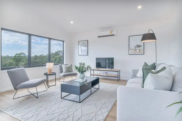 Seventh view of Homely house listing, 18 Hill View Court, Mckenzie Hill VIC 3451