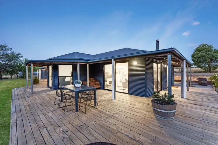 65 Montgomerys Lane, Woodend VIC 3442