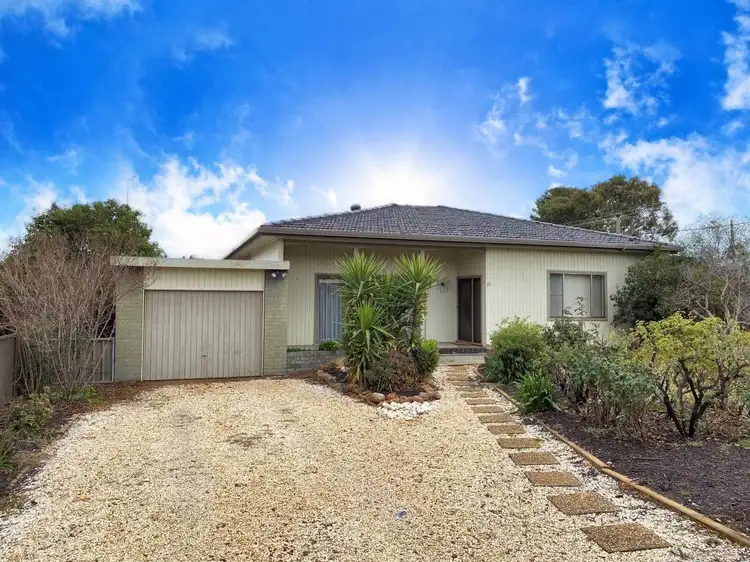 12 Melrose Street, Condobolin NSW 2877