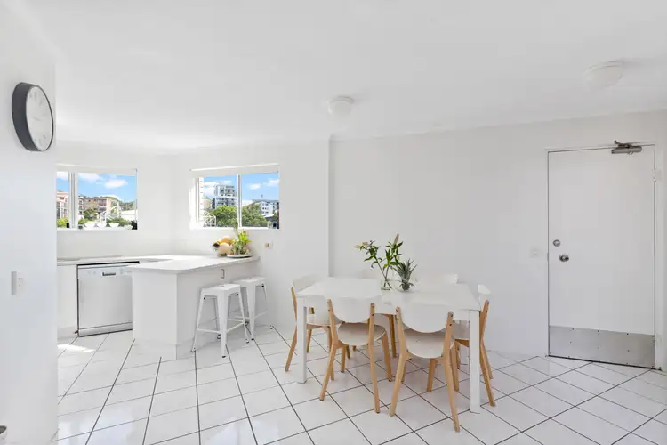 Fifth view of Homely unit listing, Unit 6/73 Edmund Street, Kings Beach QLD 4551