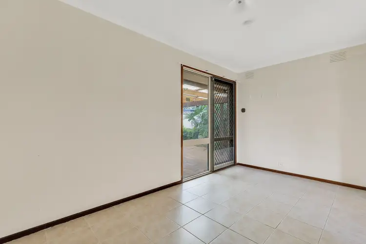 Fifth view of Homely house listing, 8 Murchison Court, Werribee VIC 3030