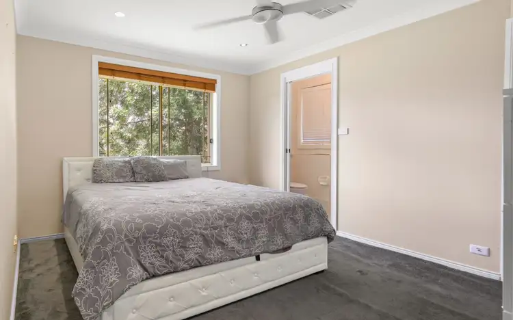 Fifth view of Homely house listing, 8 Stein Place, Glenmore Park NSW 2745