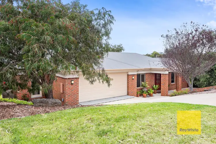12 Orana Road, Highton VIC 3216