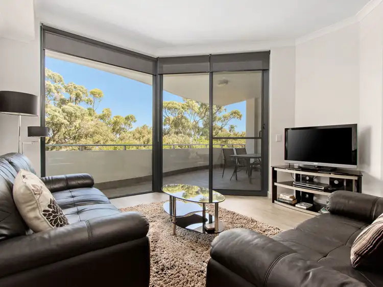 10/17 Rockingham Beach Road, Rockingham WA 6168