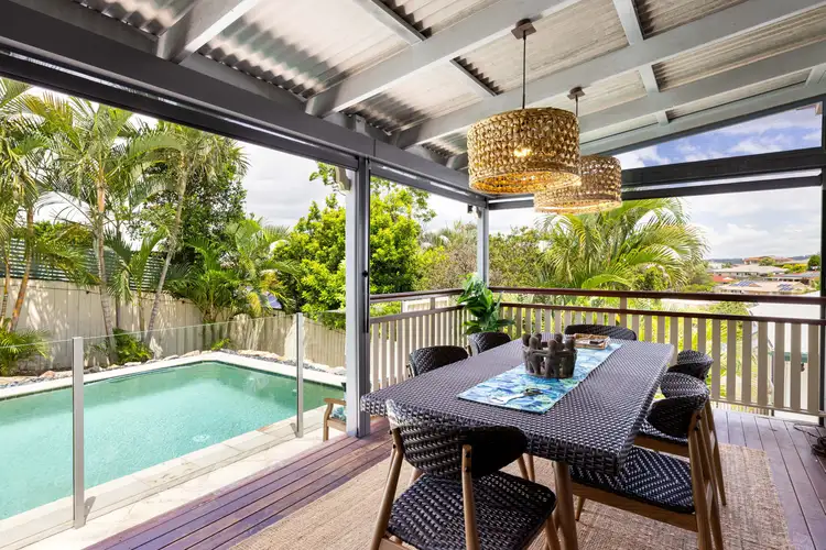 6 Rothschild Street, Eatons Hill QLD 4037