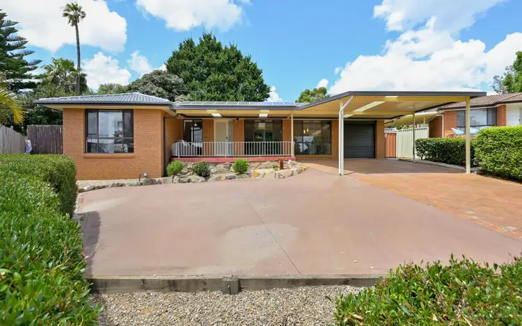 27 Tipping Place, Ambarvale NSW 2560