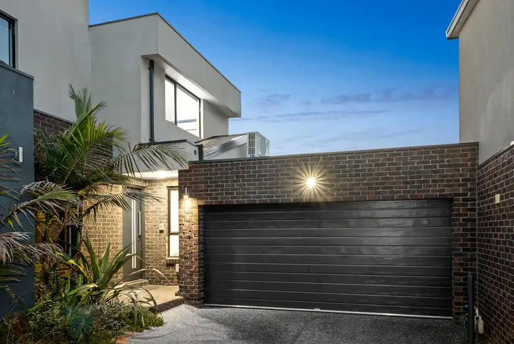 2/20 South Parade, Blackburn VIC 3130