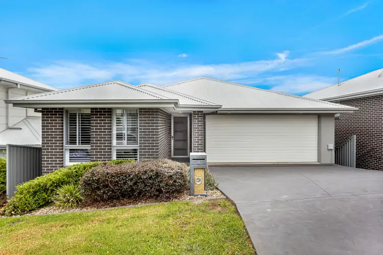 74 Rosemont Circuit, Flinders NSW 2529