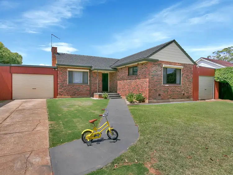 9 McKinlay Street, Elizabeth Downs SA 5113