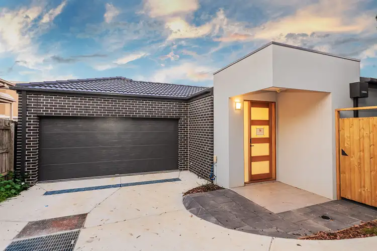 Main view of Homely townhouse listing, 3/19 Sinclair Road, Bayswater VIC 3153