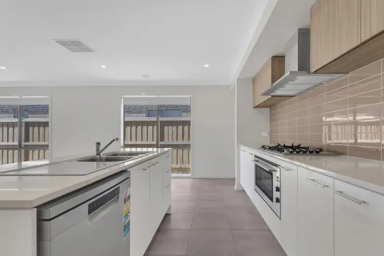 Fifth view of Homely house listing, 8 Darge Road, Mambourin VIC 3024