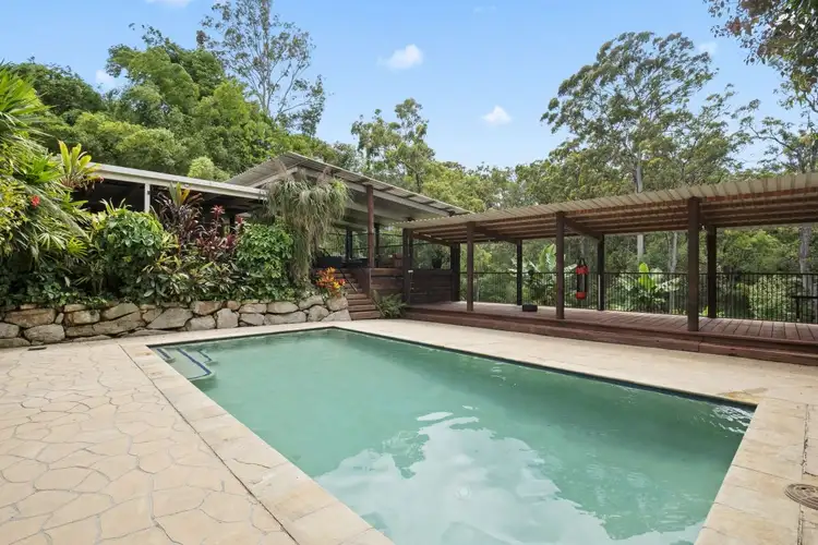 8 William Hollindale Court, Worongary QLD 4213