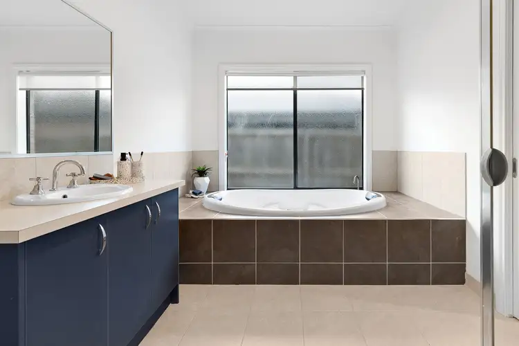 Fifth view of Homely house listing, 36 Diamond Parade, Skye VIC 3977