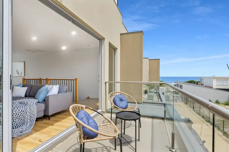Main view of Homely townhouse listing, 1/10 Johnson Avenue, Carrum VIC 3197