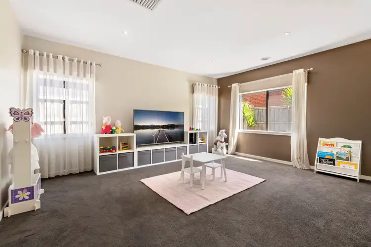 Fifth view of Homely house listing, 18 Ardenal Crescent, Lalor VIC 3075