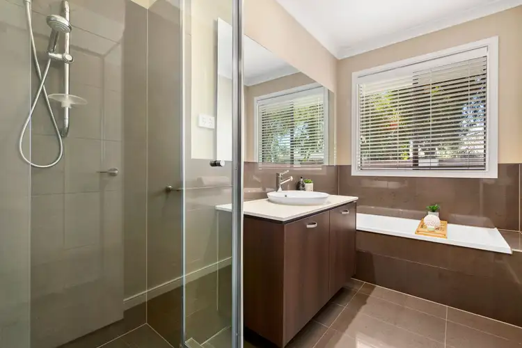 Sixth view of Homely house listing, 18 Ardenal Crescent, Lalor VIC 3075