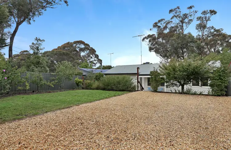 15 Great Western Highway, Mount Victoria NSW 2786