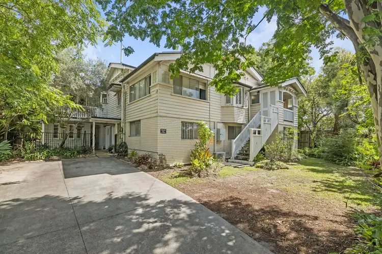 3 Ovendean Street, Yeronga QLD 4104