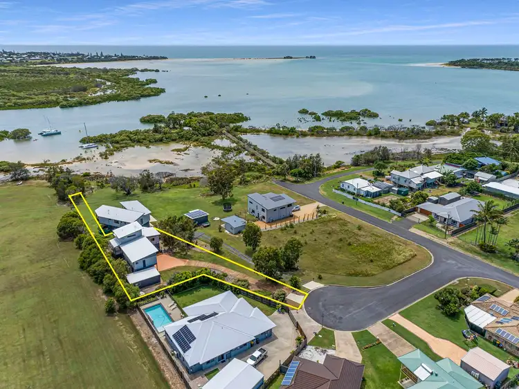 4 Margaret Court, Elliott Heads QLD 4670