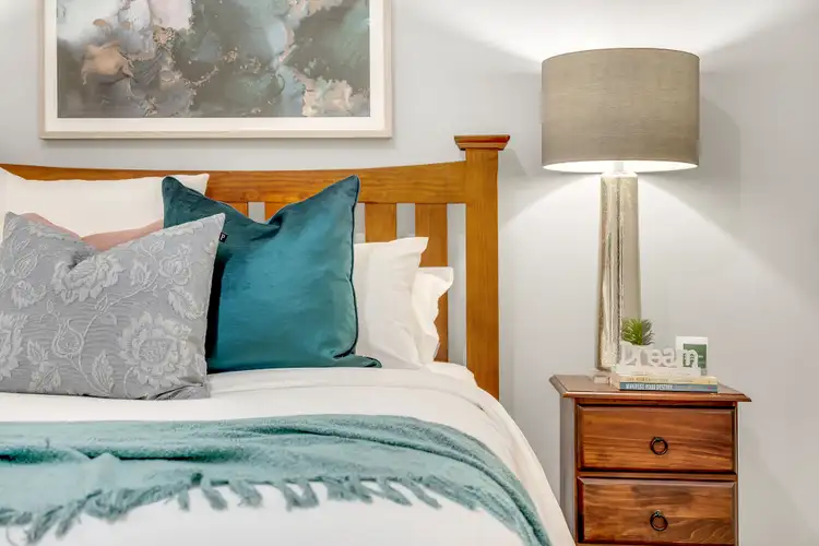 Fifth view of Homely house listing, 17 Baronial Way, Craigieburn VIC 3064