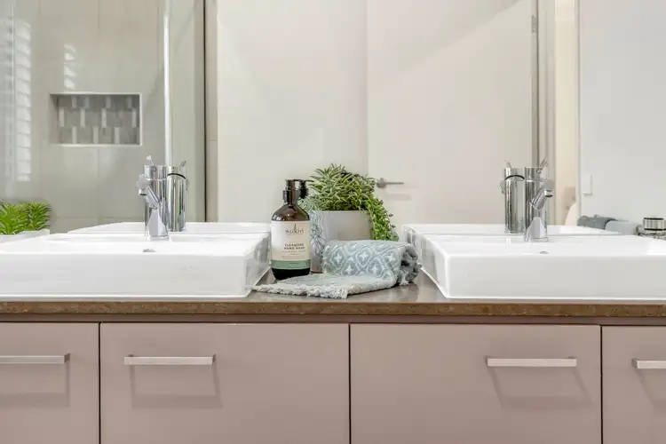 Seventh view of Homely house listing, 17 Baronial Way, Craigieburn VIC 3064