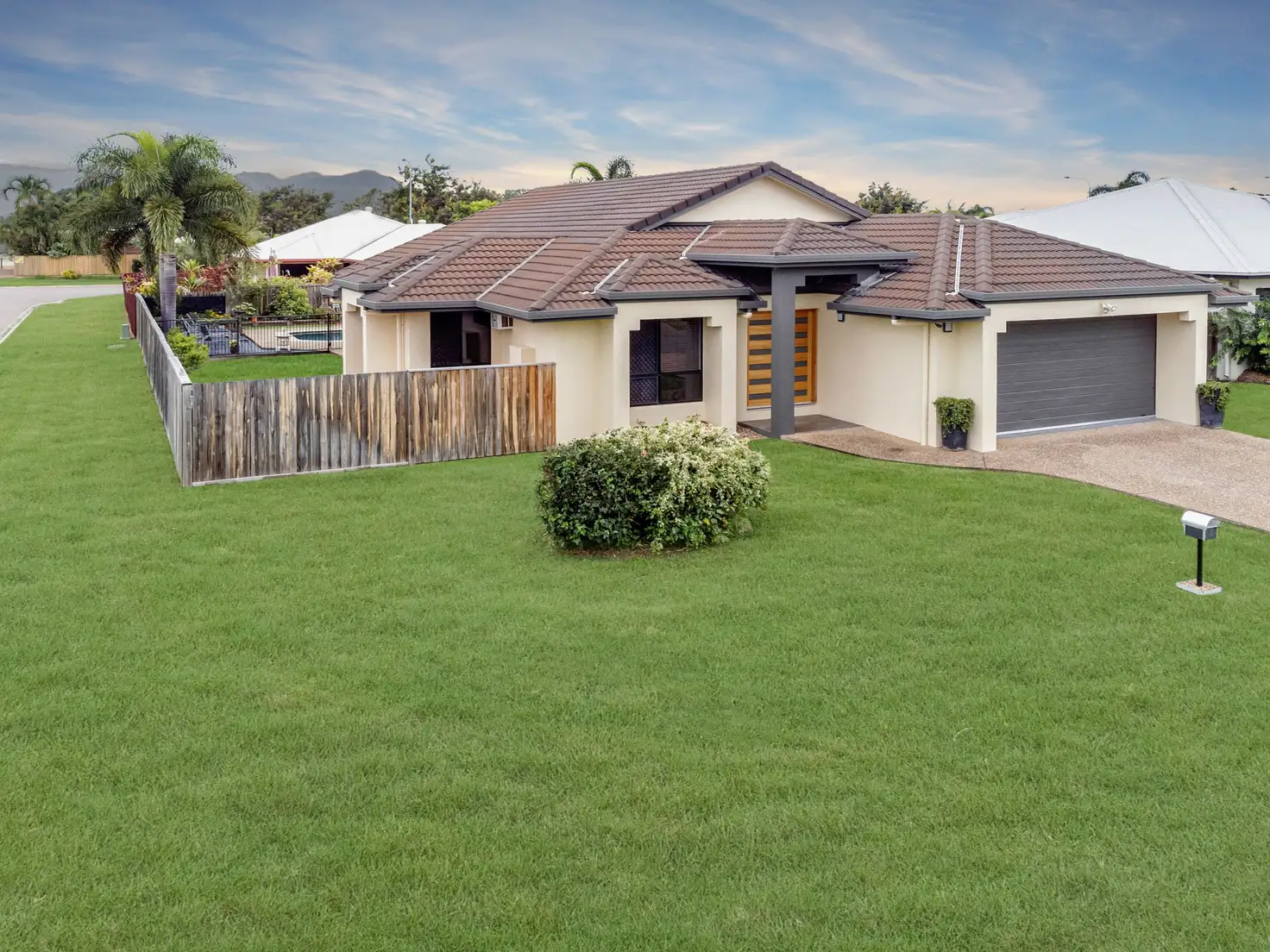 Main view of Homely house listing, 4 Montebello Circle, Kirwan QLD 4817