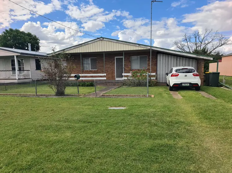 17 Albert Street, Warwick QLD 4370