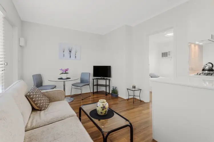 Main view of Homely apartment listing, 10/2 Rosedale Avenue, Glen Huntly VIC 3163