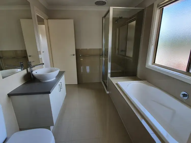 Fourth view of Homely townhouse listing, 1/11 Surrey Crescent, Oakleigh East VIC 3166