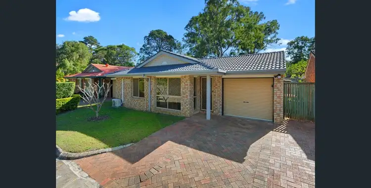 6 Dorinda Crescent