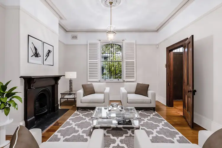 11a Moncur Street