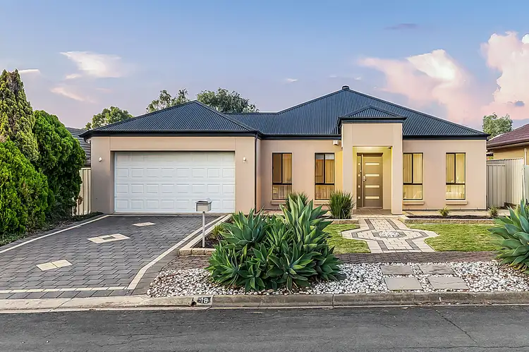 18 Bungana Avenue, Para Vista SA 5093