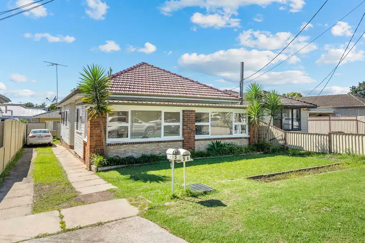 5 Robertson Street,, Merrylands NSW 2160