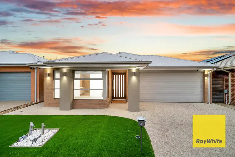 21 Bushel Way, Truganina VIC 3029